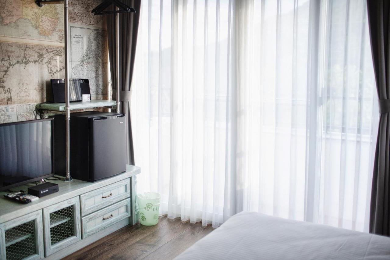 R&J Guesthouse Юаньшань Экстерьер фото
